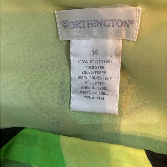 Floral Green and Beige Feminine Pleated Women's Skirt. Lined. - Picture 4 of 4